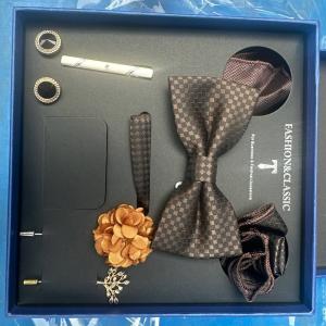 LB318 Tie set