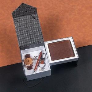James gift set with wallet