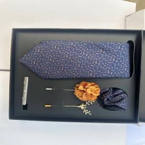 PB272 Tie Set