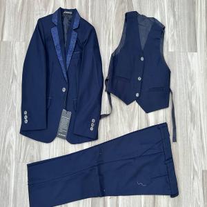 Suit 2882