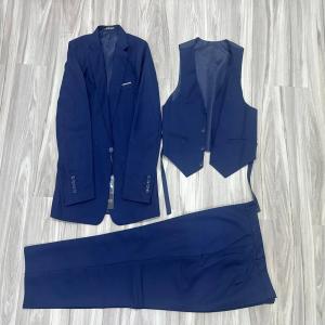 Suit 654