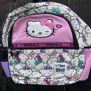 Smiggle L (Large) school bag(Hello Kitty)