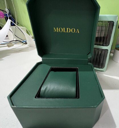 Green octagon watch box